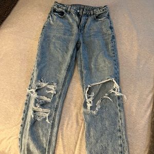 American Eagle Mom jeans
